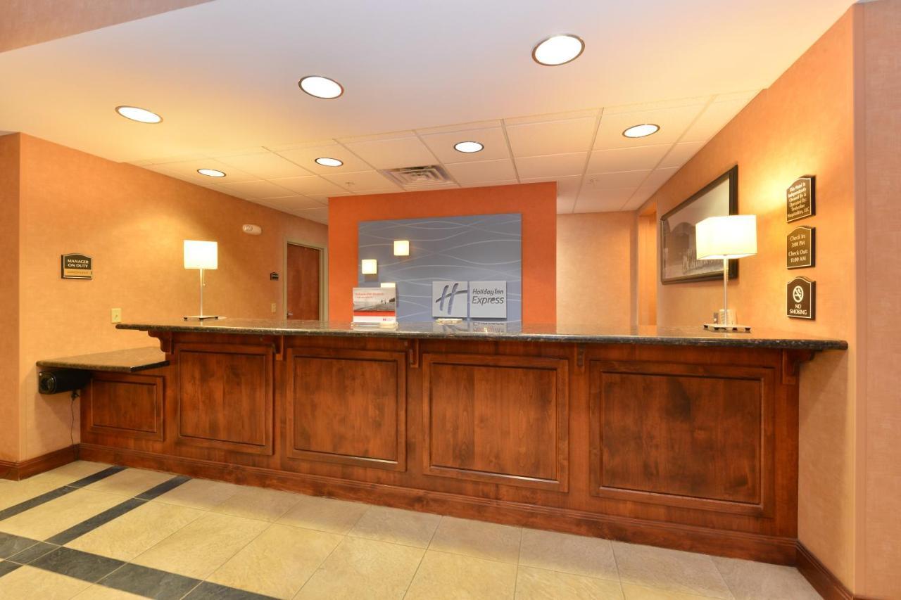 Holiday Inn Express Rawlins By Ihg Esterno foto